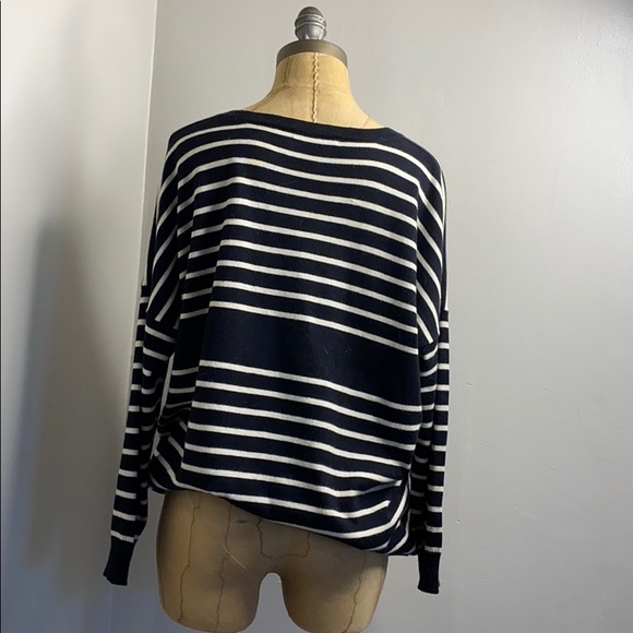 Madewell Crewneck Sweater - Picture 8 of 8